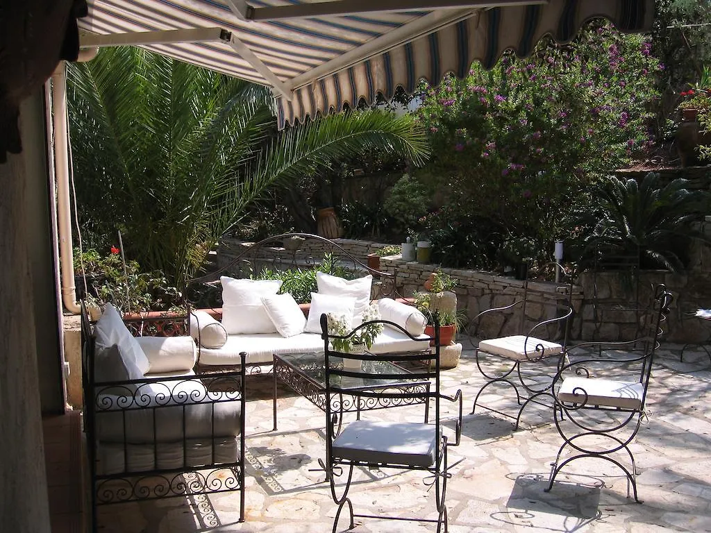 לה סיין סור-מר Villa Fabregas לינה וארוחת בוקר לה סיין סור-מר